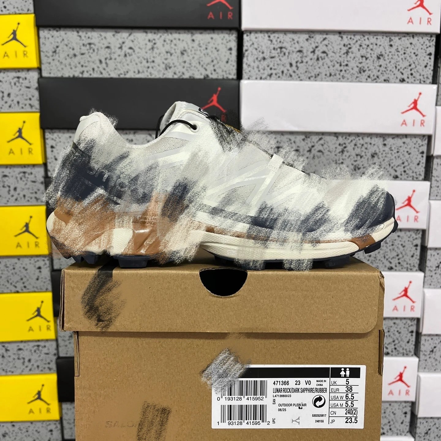 471366 Pigeon Grey