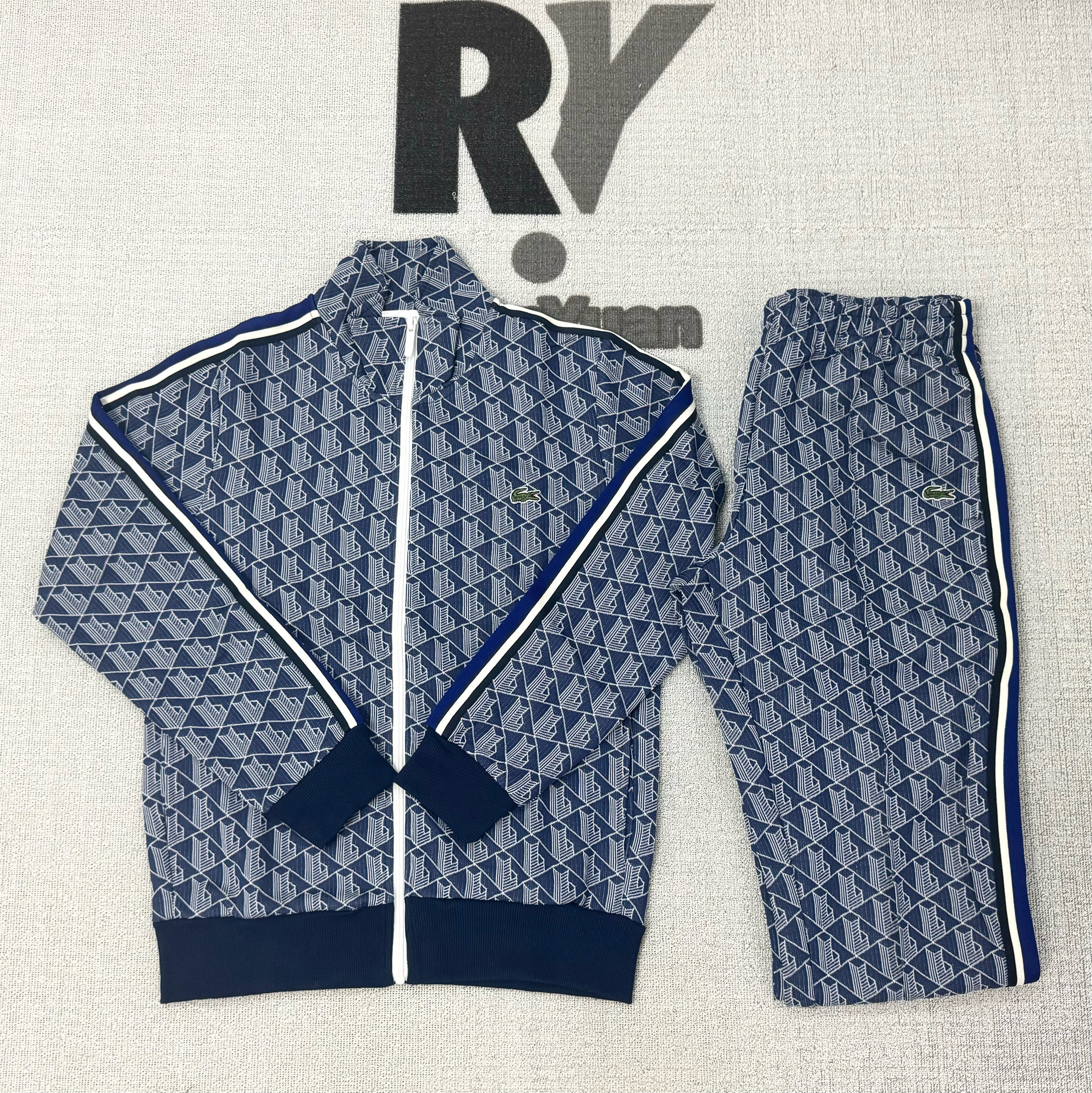 Blue (clothes+pants)