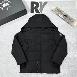 thumbnail for 最新款Canada Wyndhame黑标可拆卸毛领羽绒服 1:1 Use 95% White Duck Down