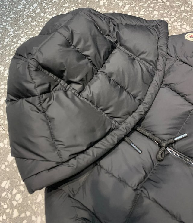 Moncler Coat: seller detail photo 6