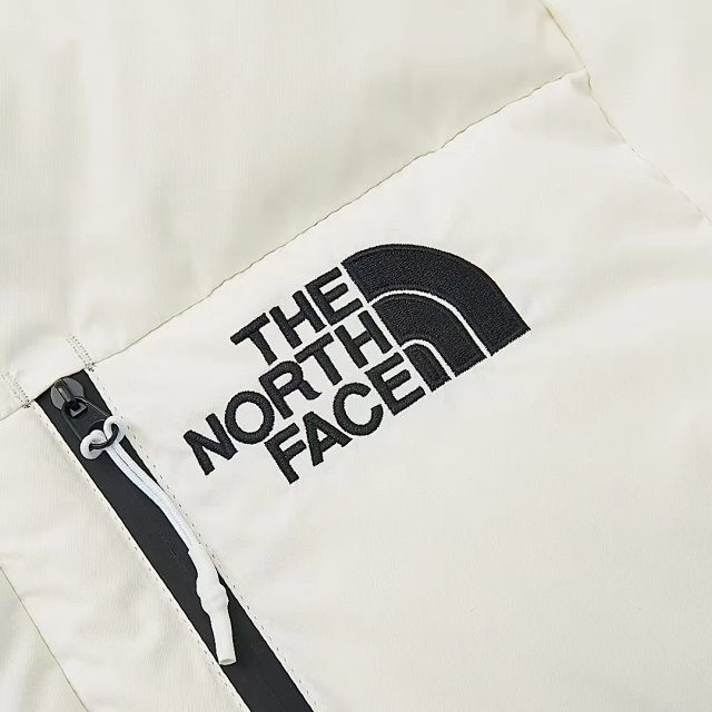 The North Face Coat: seller detail photo 9