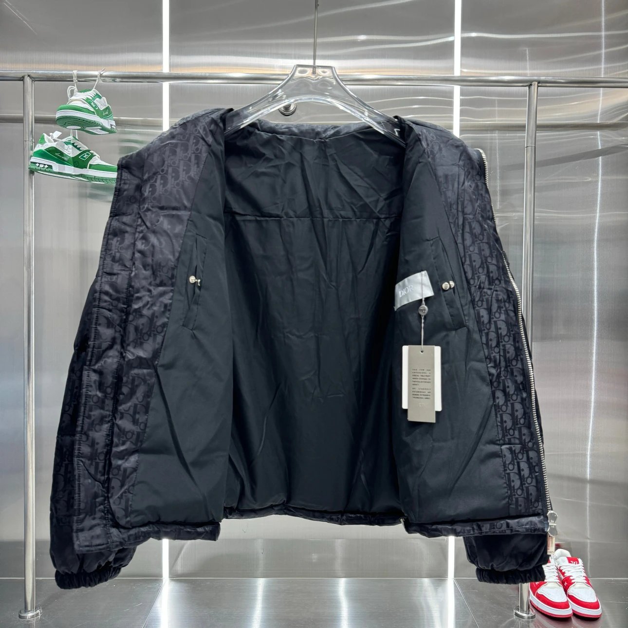 dior羽绒服 7