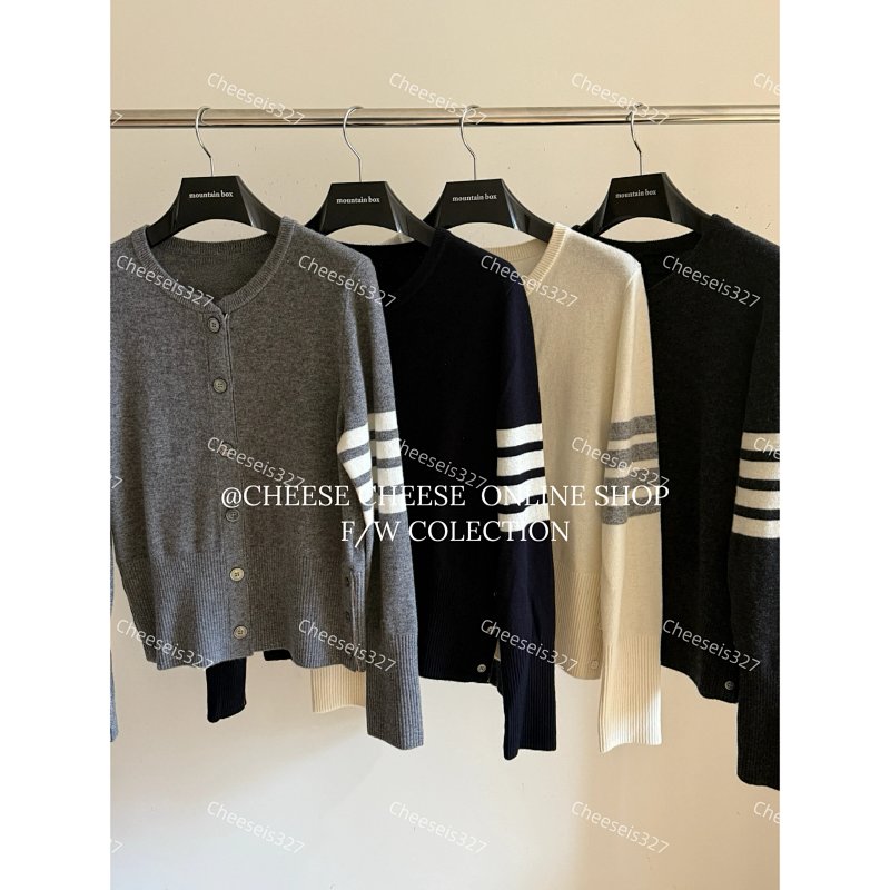 Sweater from Cheese/ Kishi