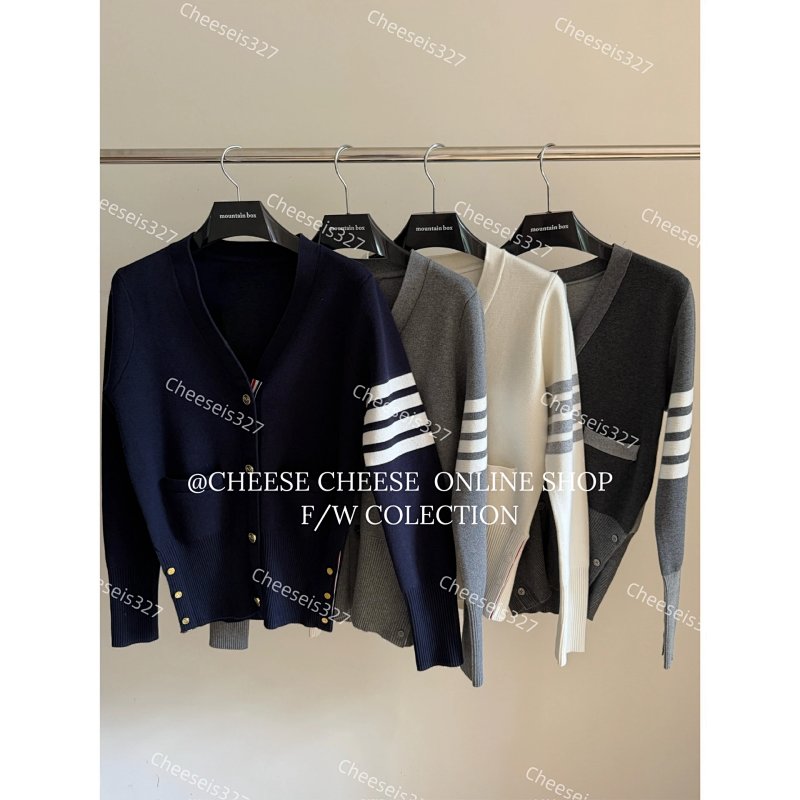 Sweater from Cheese/ Kishi