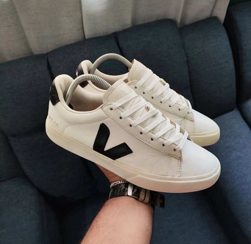Sneakers from GTR