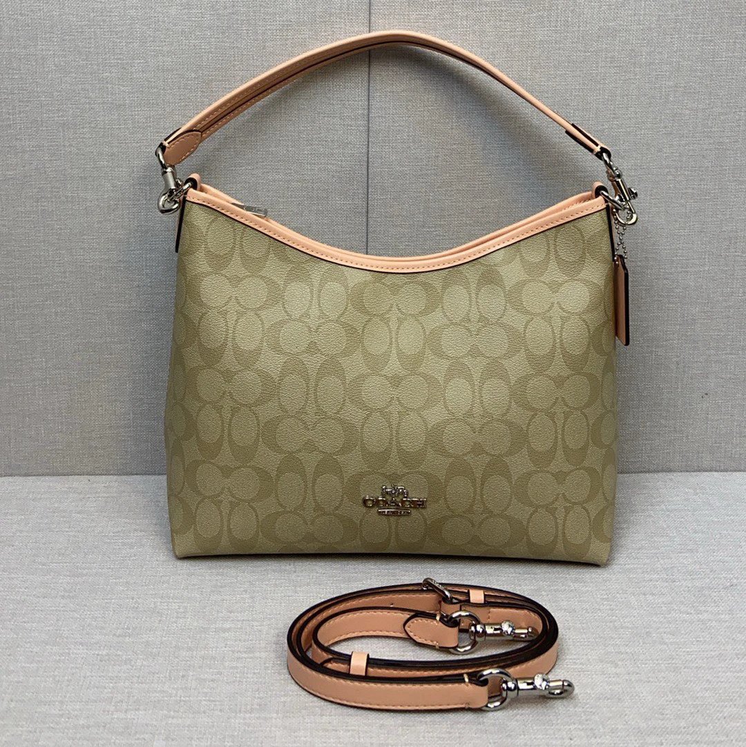 Shoulder Bag photo 5