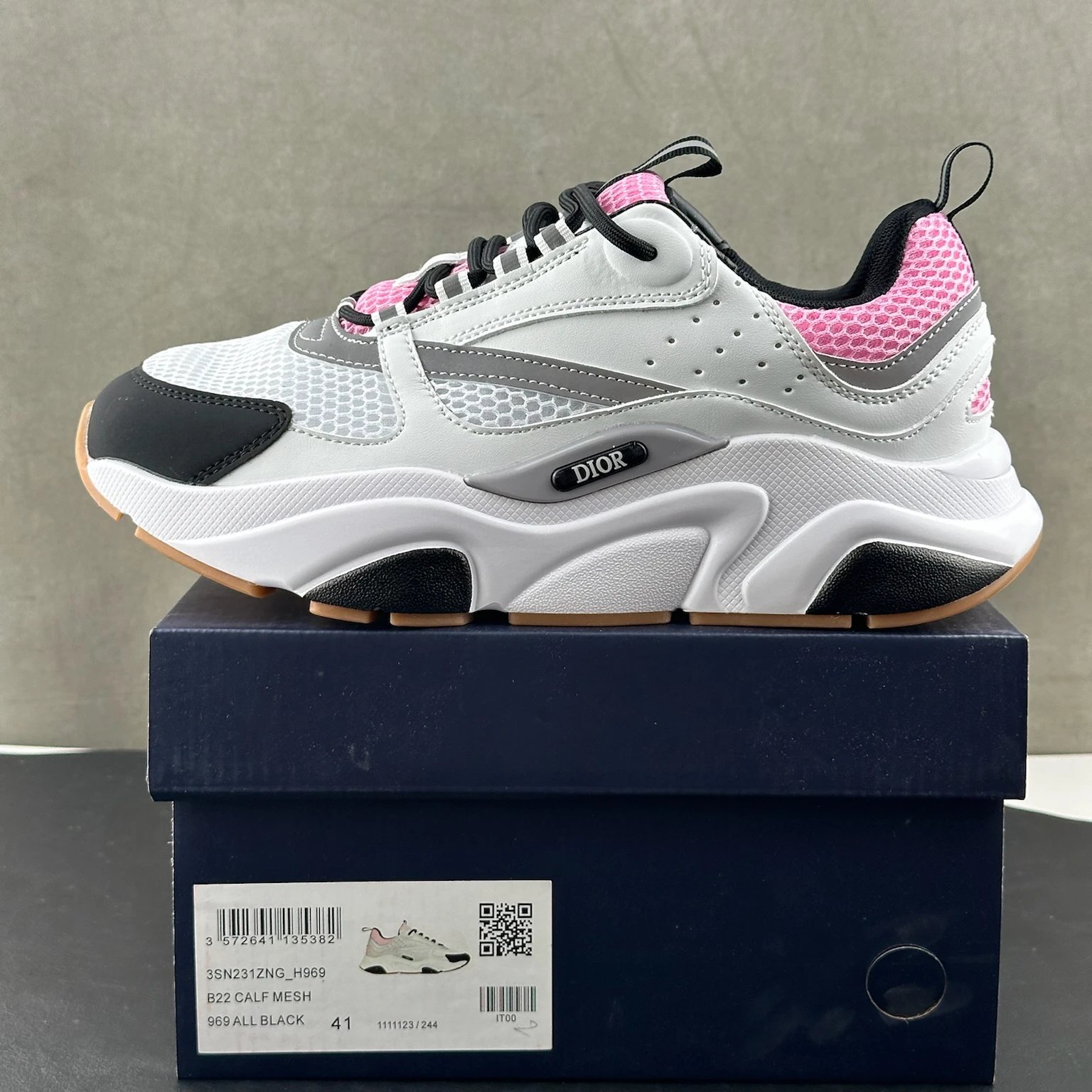 White powder H969