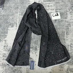 thumbnail for (Lonely Benefits) Scarf Slight Blemishes, Code: C28 I agree to place an order without refund or exchange!