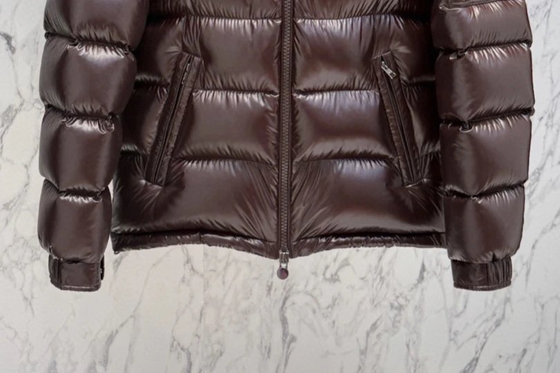 TOP 59797-92L size marked on the right side of the shoulder inside