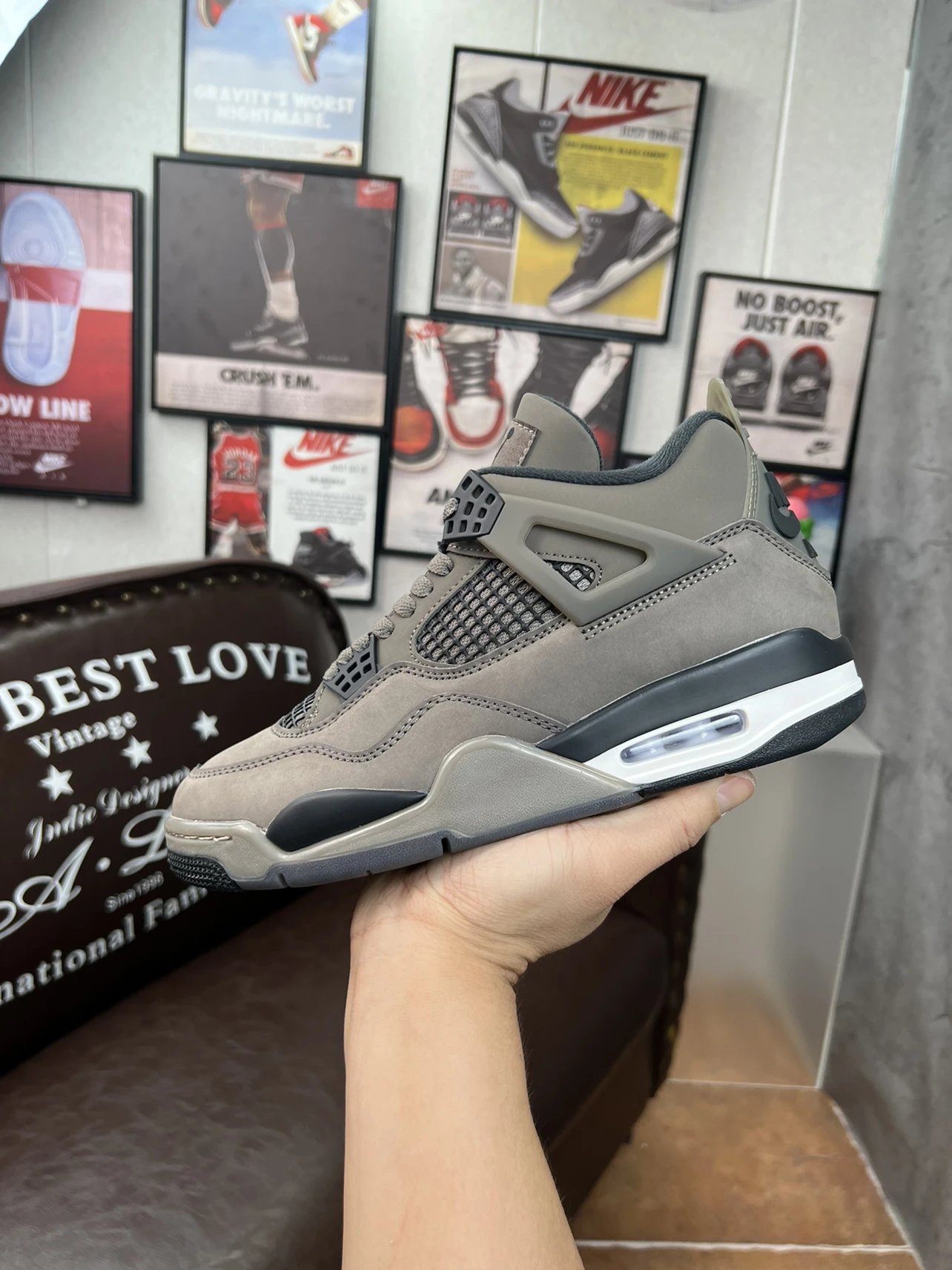 **   Jordan 4 Air Ship “Cave Stone” Comfortable & Versatile Anti-Slip Durable Mid-Top Retro Basketball Shoes Brown