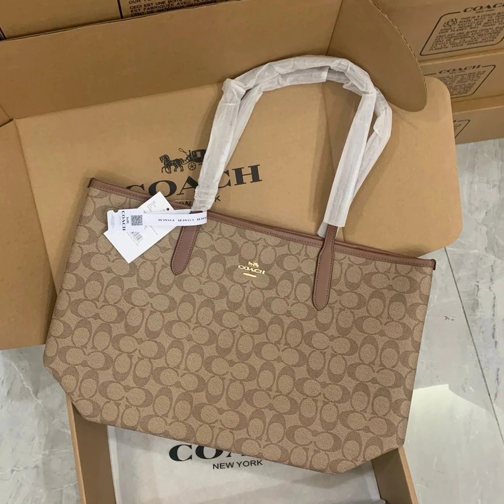 Reversible City Tote Bag photo 3