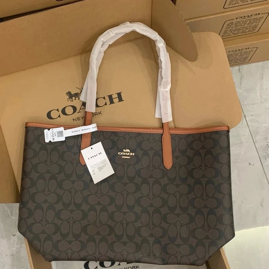 Reversible City Tote Bag photo 6