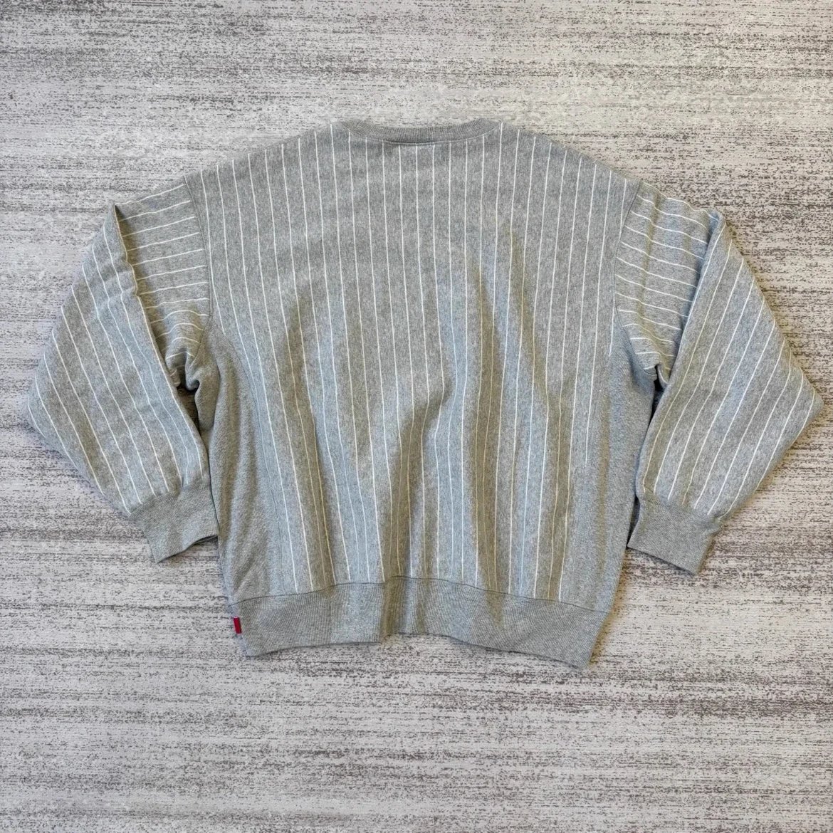 SUPREME striped crew neck sweatshirt
