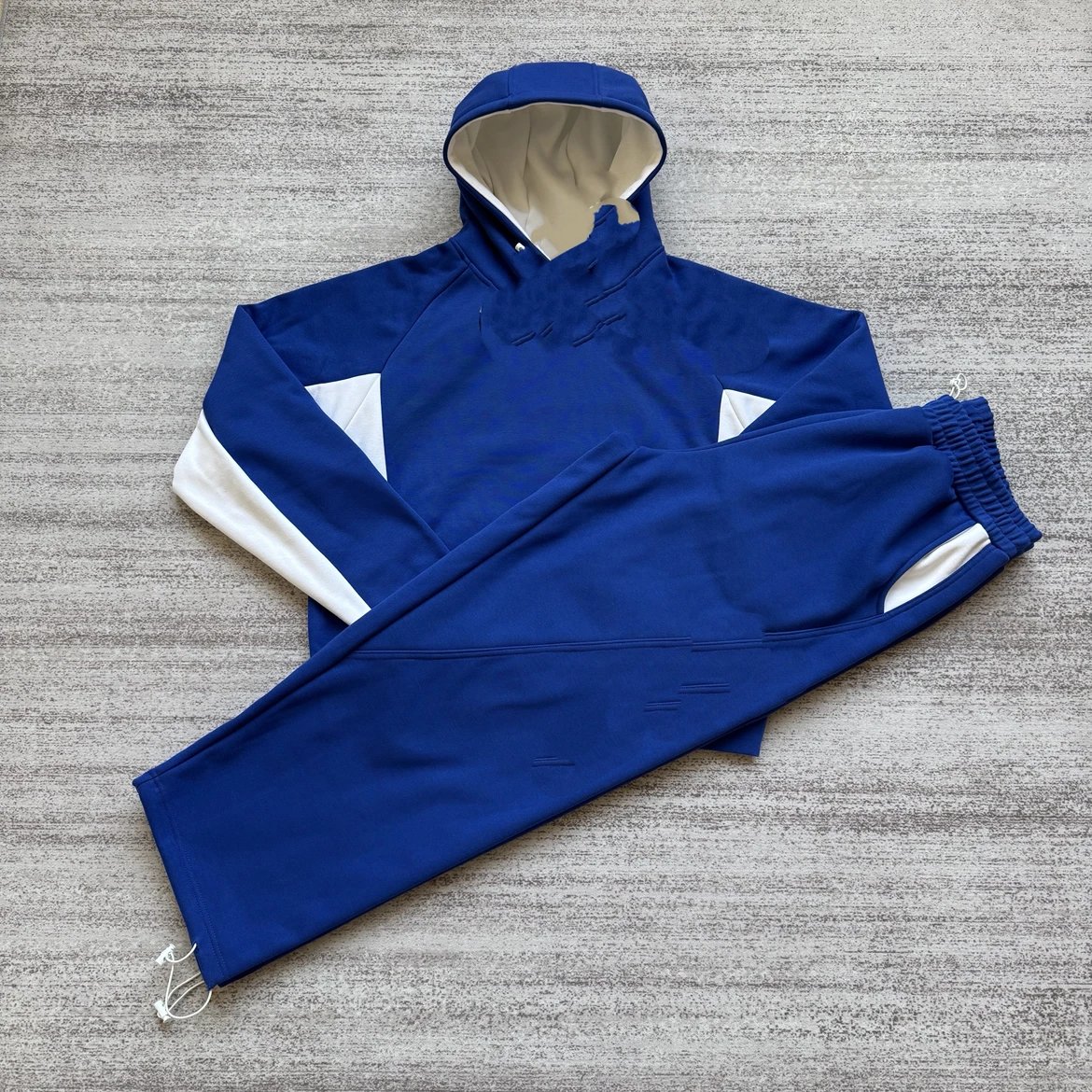 MERTRA Perfect set tracksuit