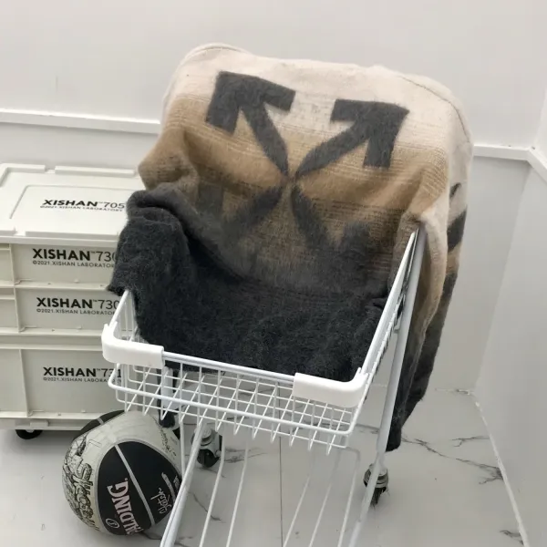 Off-White Arrow Gradient Knit Sweater Beige/Gray - 1