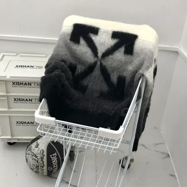 Off-White Arrow Gradient Knit Sweater - 6