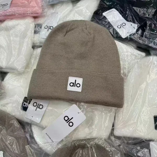 Alo Yoga Beanie Hat in Taupe - 1