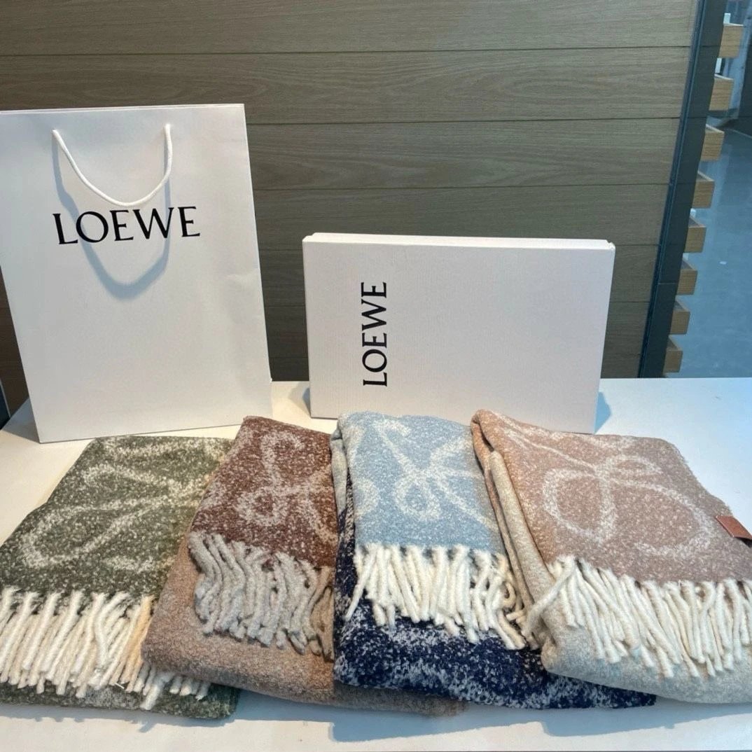 Loewe Anagram Wool Scarf Gray and Black - 3
