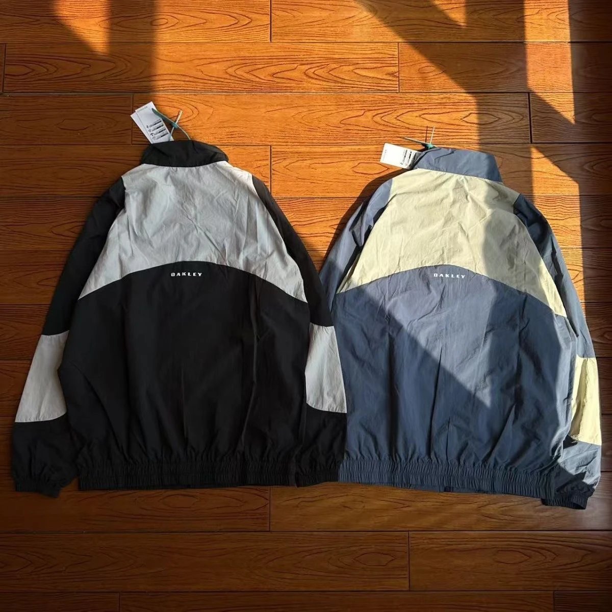 Oakley Windbreaker Jacket Black/White - 8