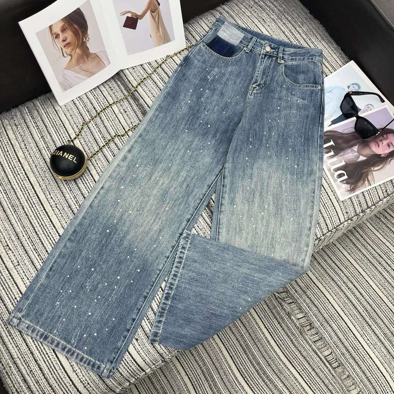 Strongly recommend Ann's new hot stamping denim wide leg pants from the spring/summer collection of 26. The wash color is beautiful and SML