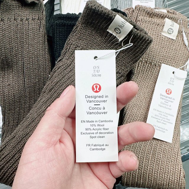 Lululemon Leg Warmer: seller detail photo 2