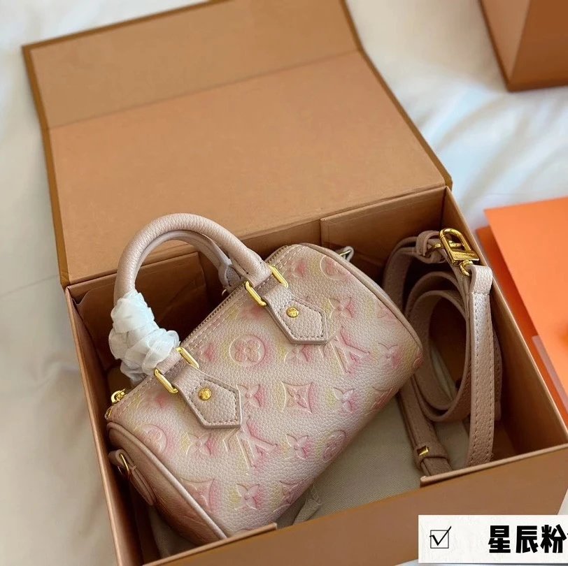 Shoulder Tote Bag photo 6
