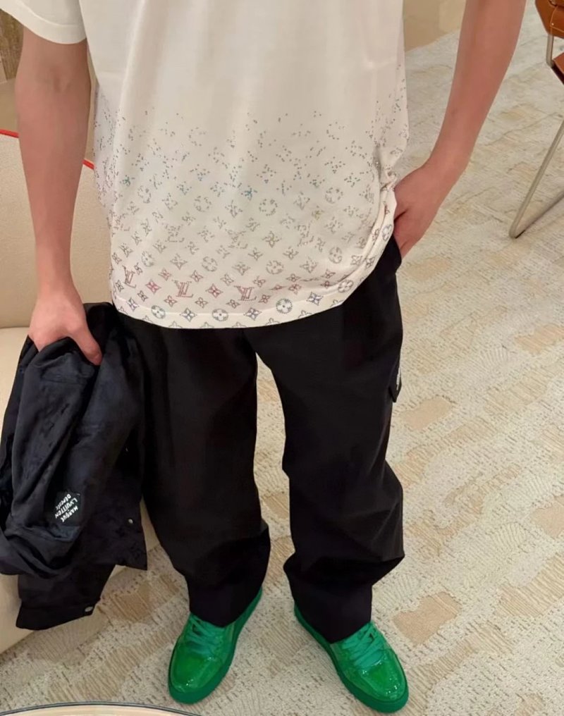 Sweater from Yin Kuang's Shop