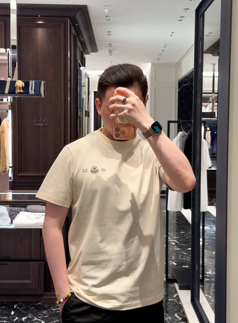 Moncler tee