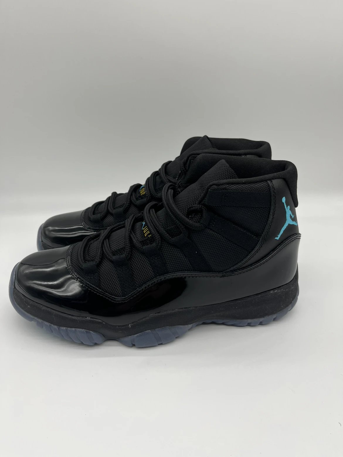 Air Jordan 11 Retro Gamma Blue
