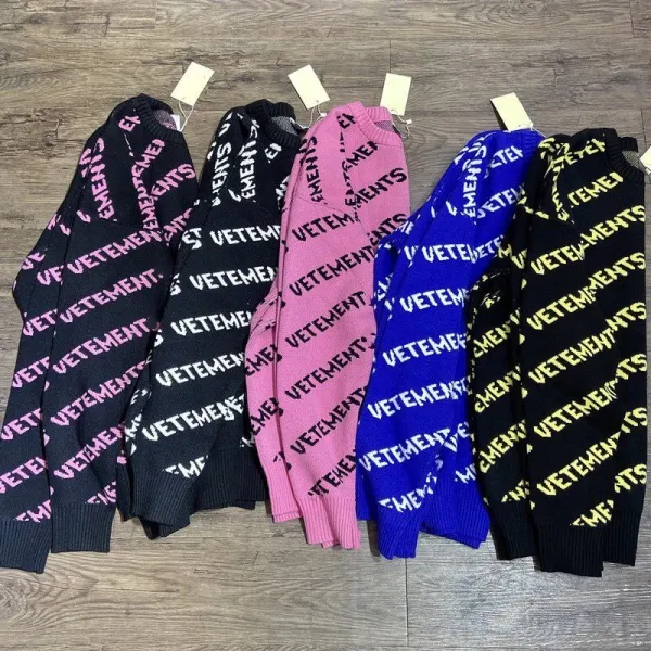 Vetements All-Over Logo Knit Sweater Black - 4