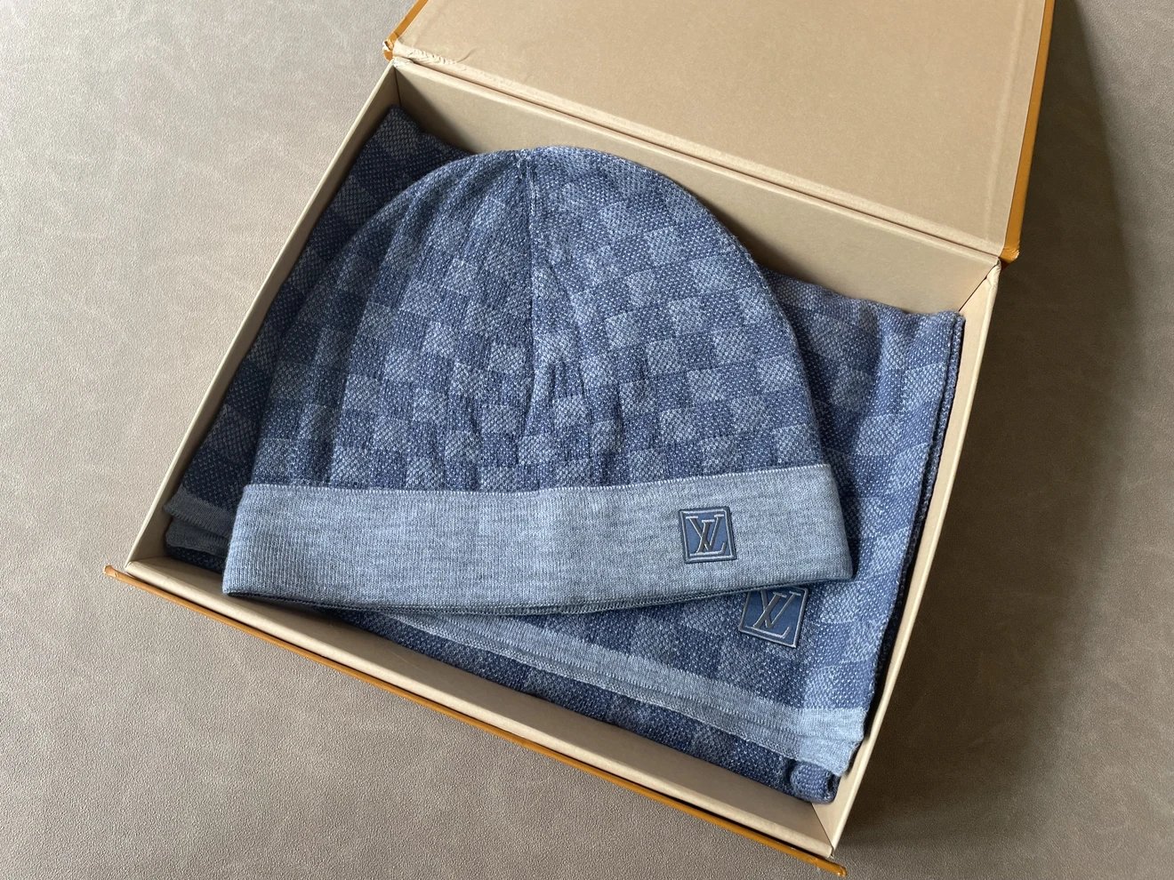 Checkered Classic Logo Embroidered Fashion Comfortable Personalized Wool Beanie