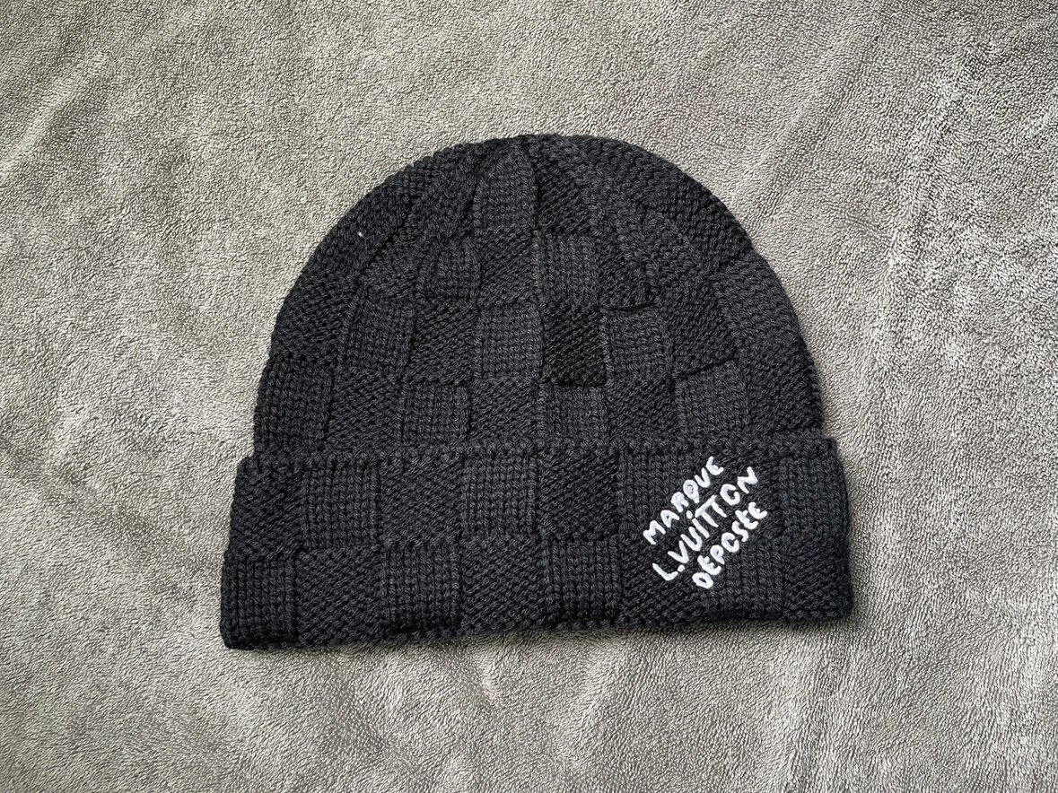 Men's Black Beanie Hat, Winter Knit Skull Cap, Fashionable Cold Weather Essential