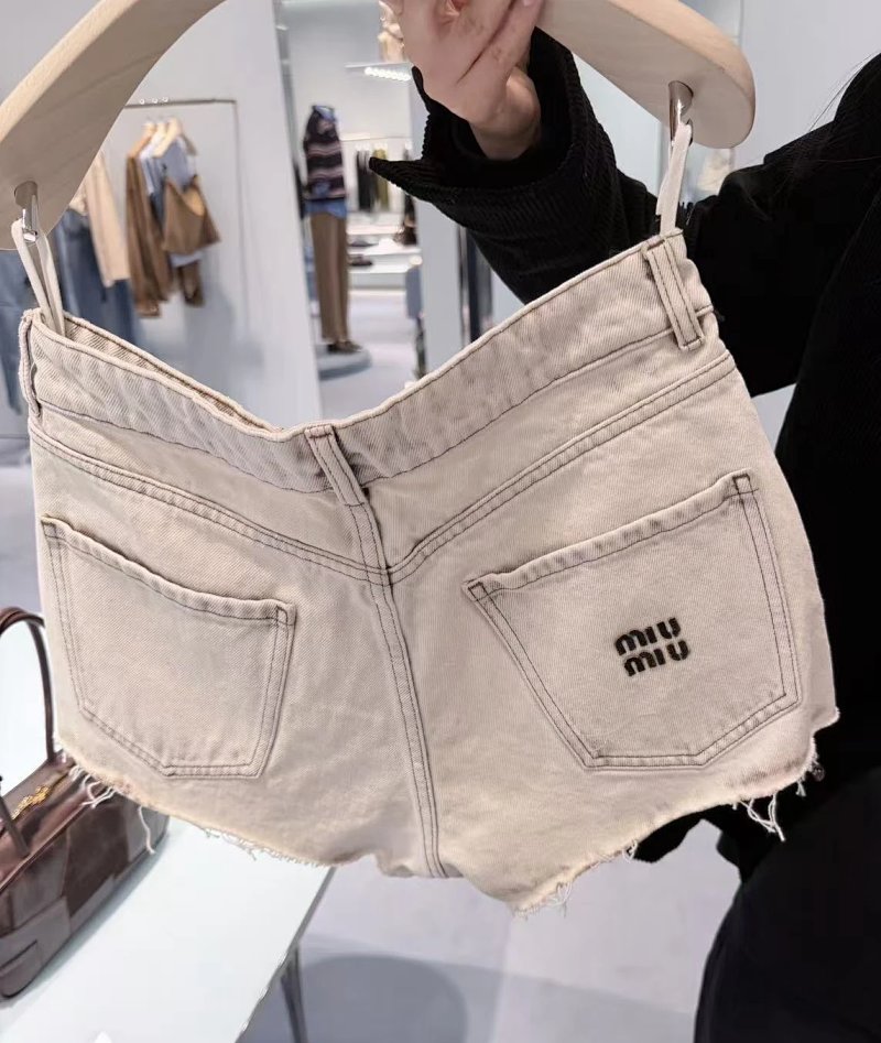 Shorts from Happy Sheep