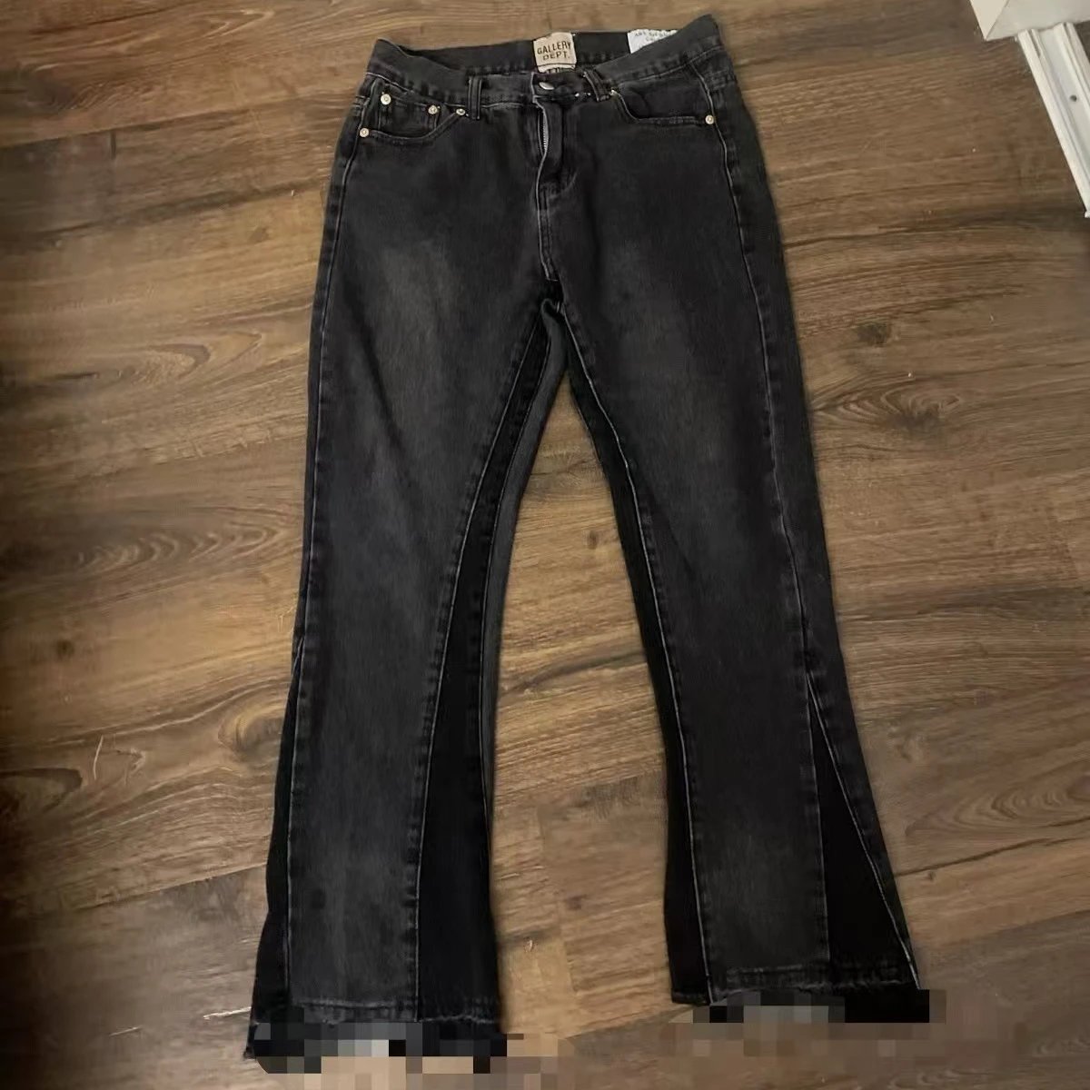 Washed Flared Jeans photo 2