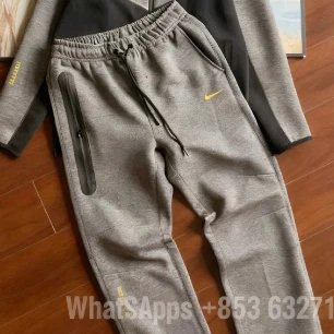 30 Whatsapp：+852 44012937
