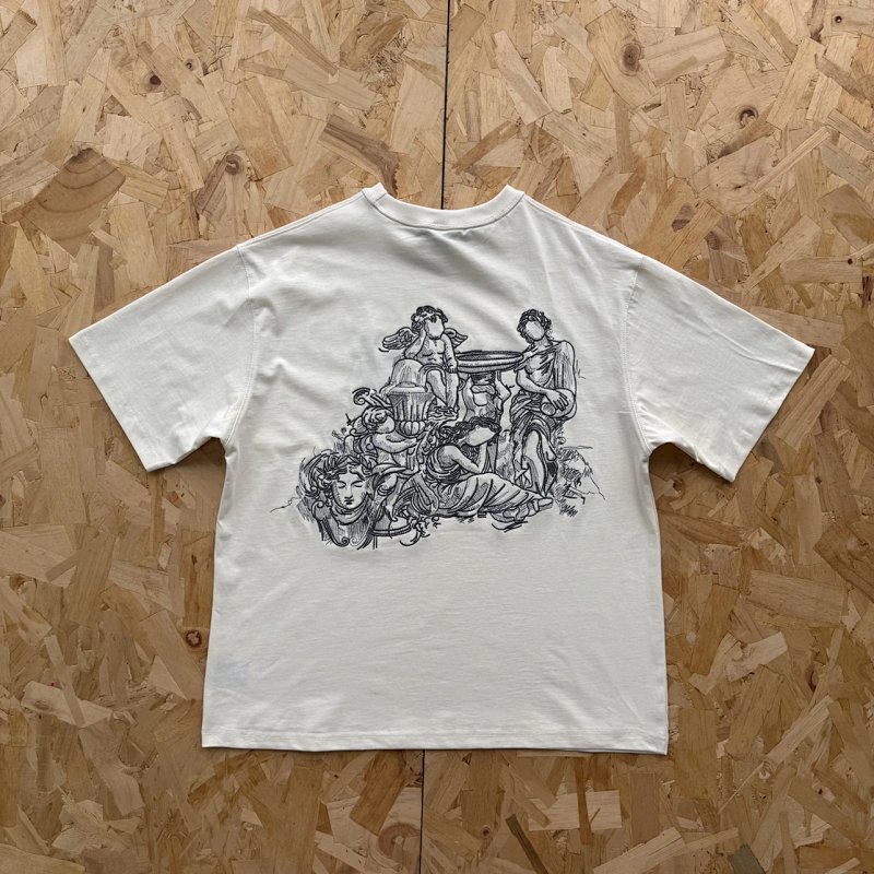 cny  Derschutze gallery T Shirt creme  画廊T恤 胸前 S小天使绣花 米白色短袖 DS-28