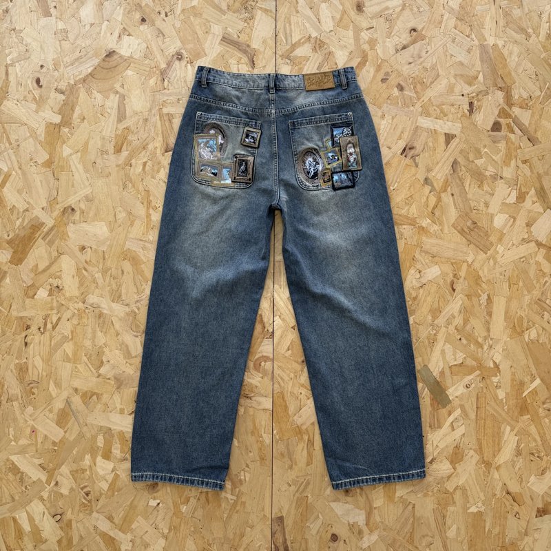 cny Derschutze "gallery" Denim 画廊后屁股口袋绣花 浅蓝色牛仔裤 DS-18