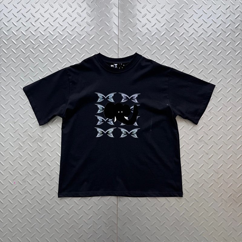 cny MERTRA STACKED LOGO TEE-BLACK 堆叠蝴蝶数码印花 黑色短袖 M-37