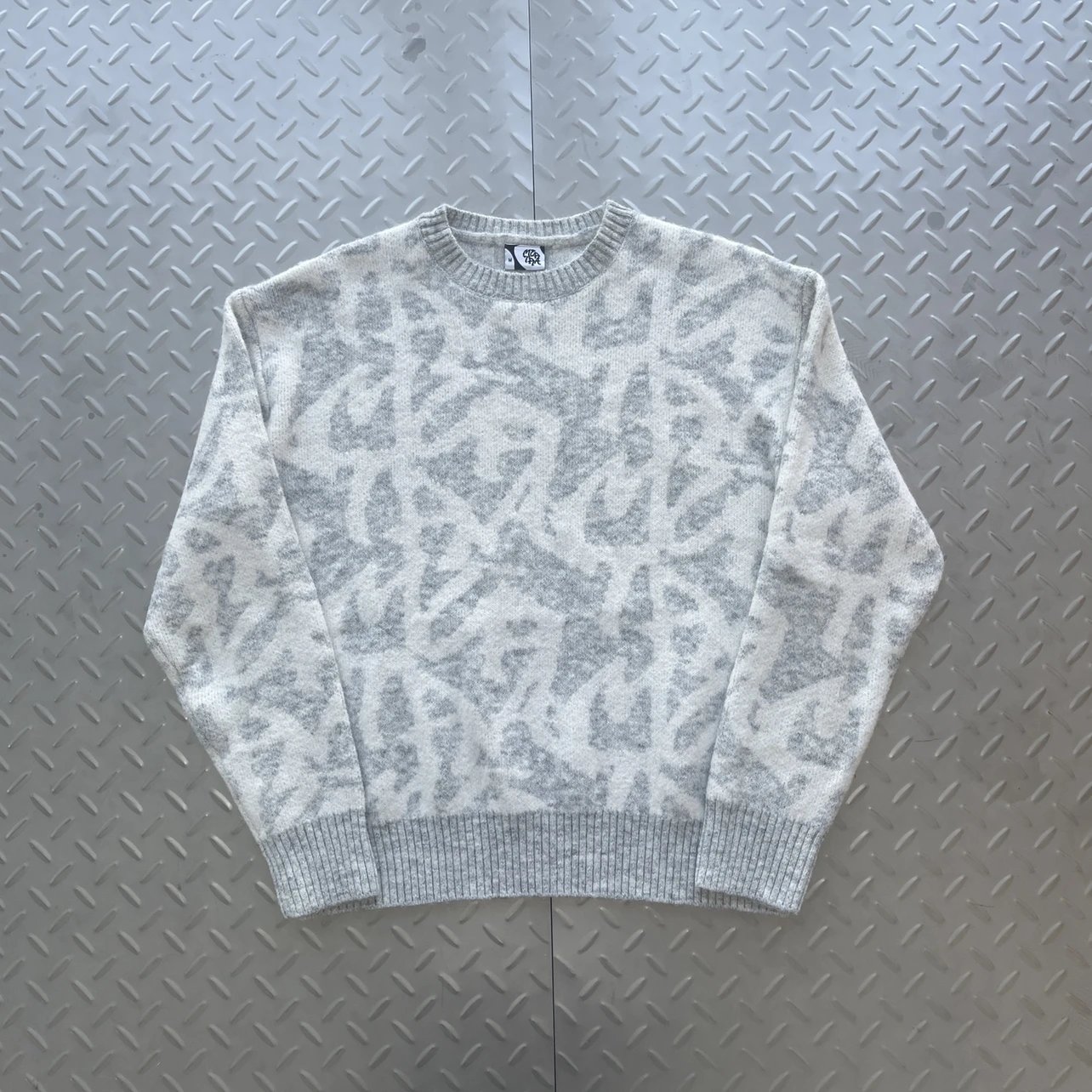 White-Grey Jacquard Sweater M-47