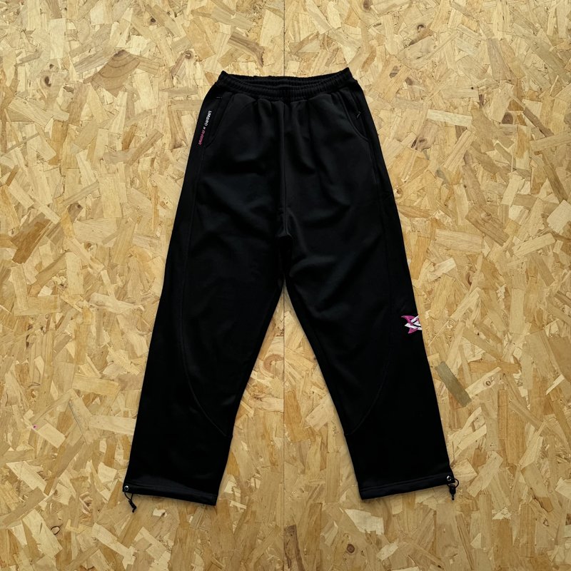 cny Mertra x Umbro JOGGERS-BLACK  粉色刺绣 长裤  M-29