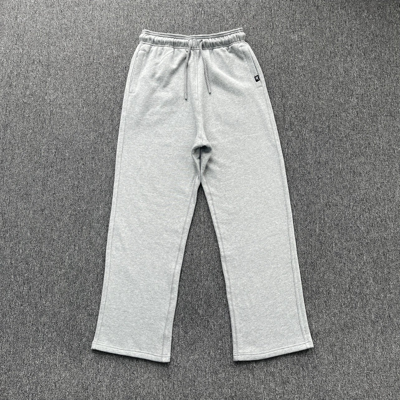SY-223 Straight Leg Pants in Hemp Gray with Back Pocket S Foam Print