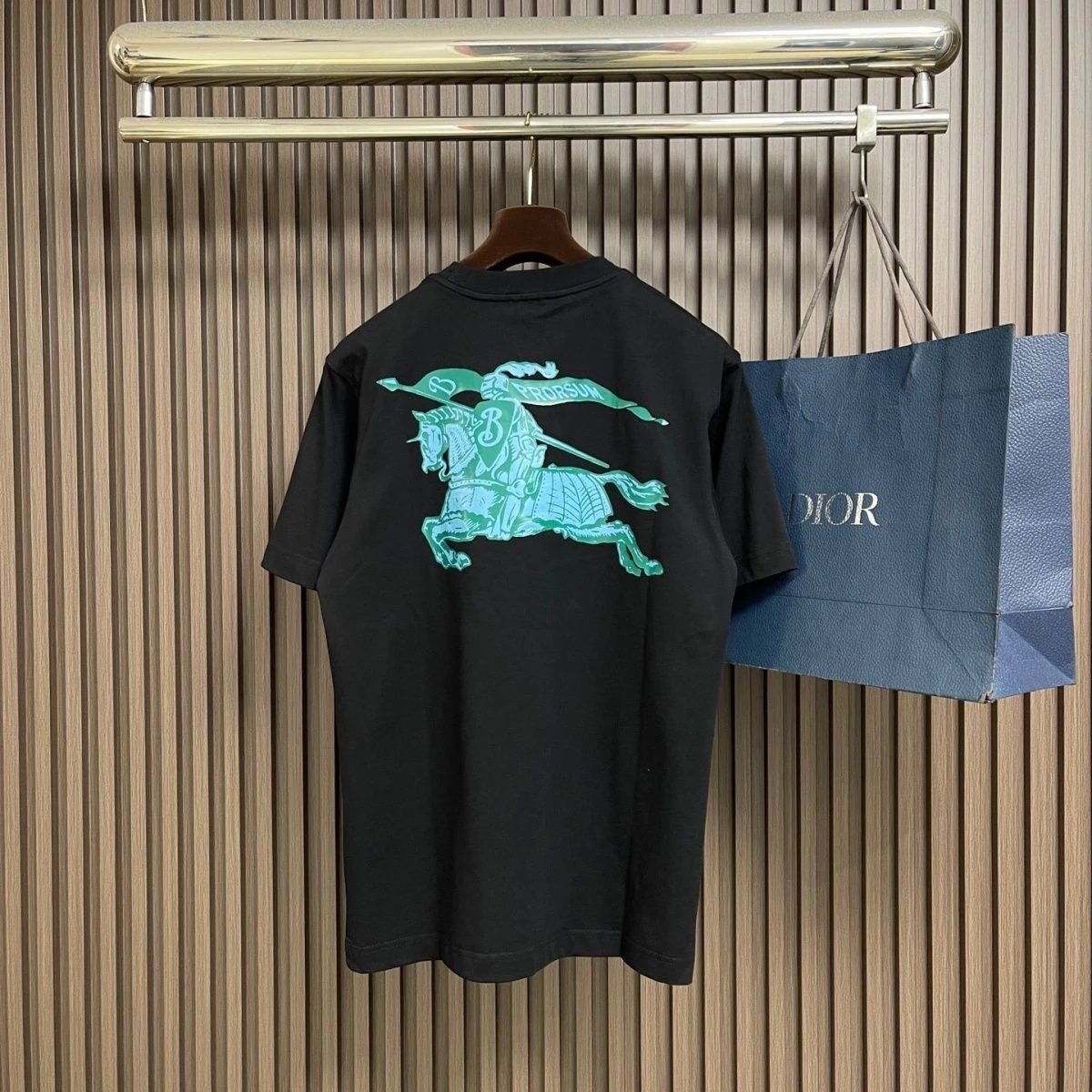 Green warhorse short sleeved shirt