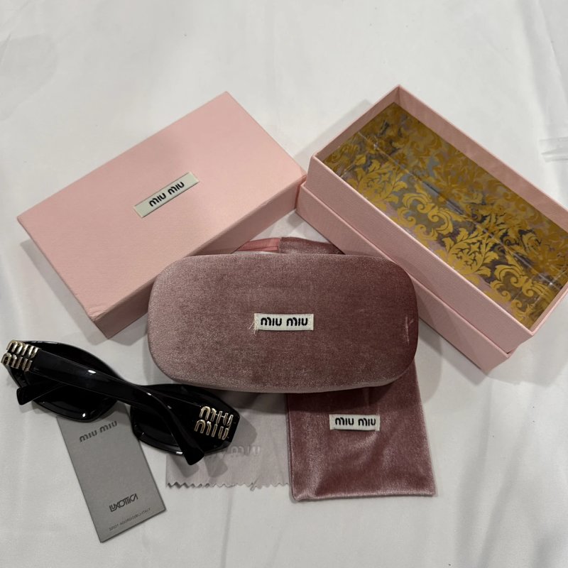 Bag from Yin Kuang's Shop