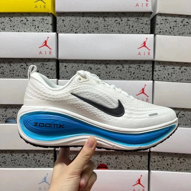 【XY Batch】Air Zoom Vomero Plus link1
