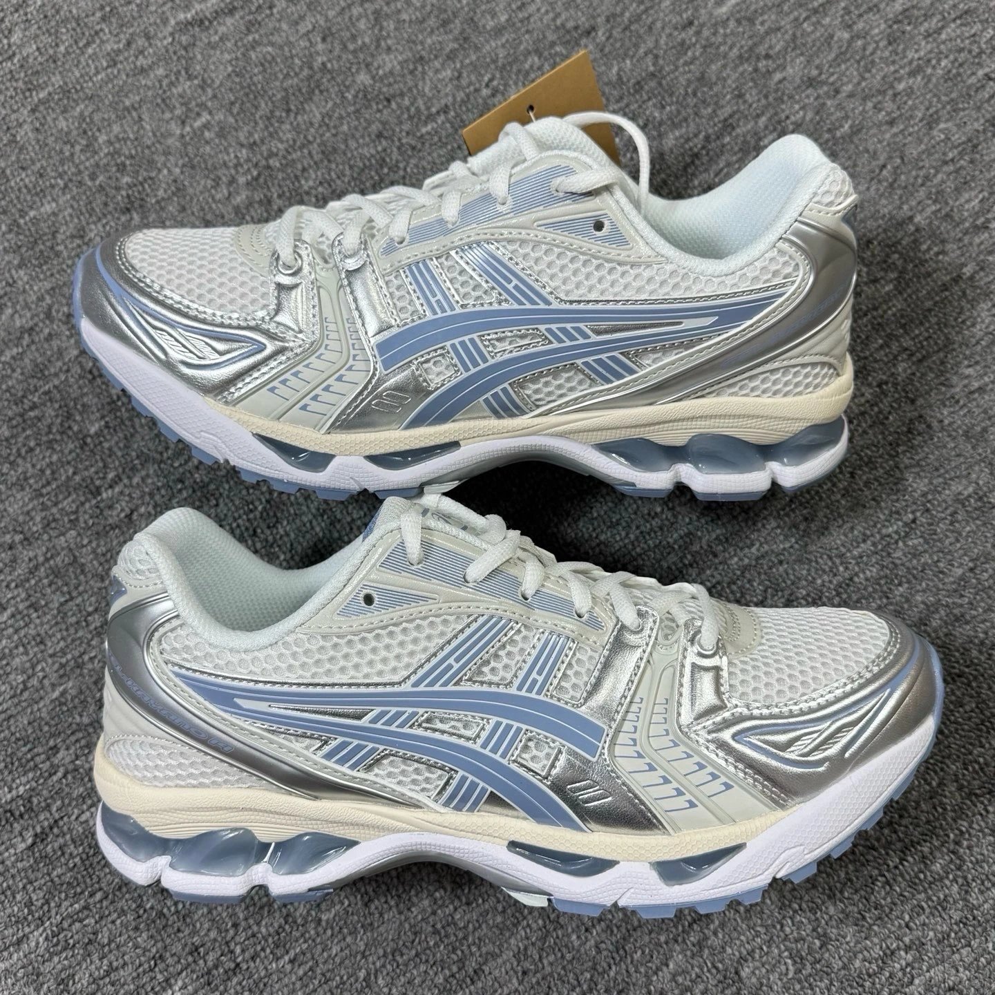 White Blue 1203A537-115