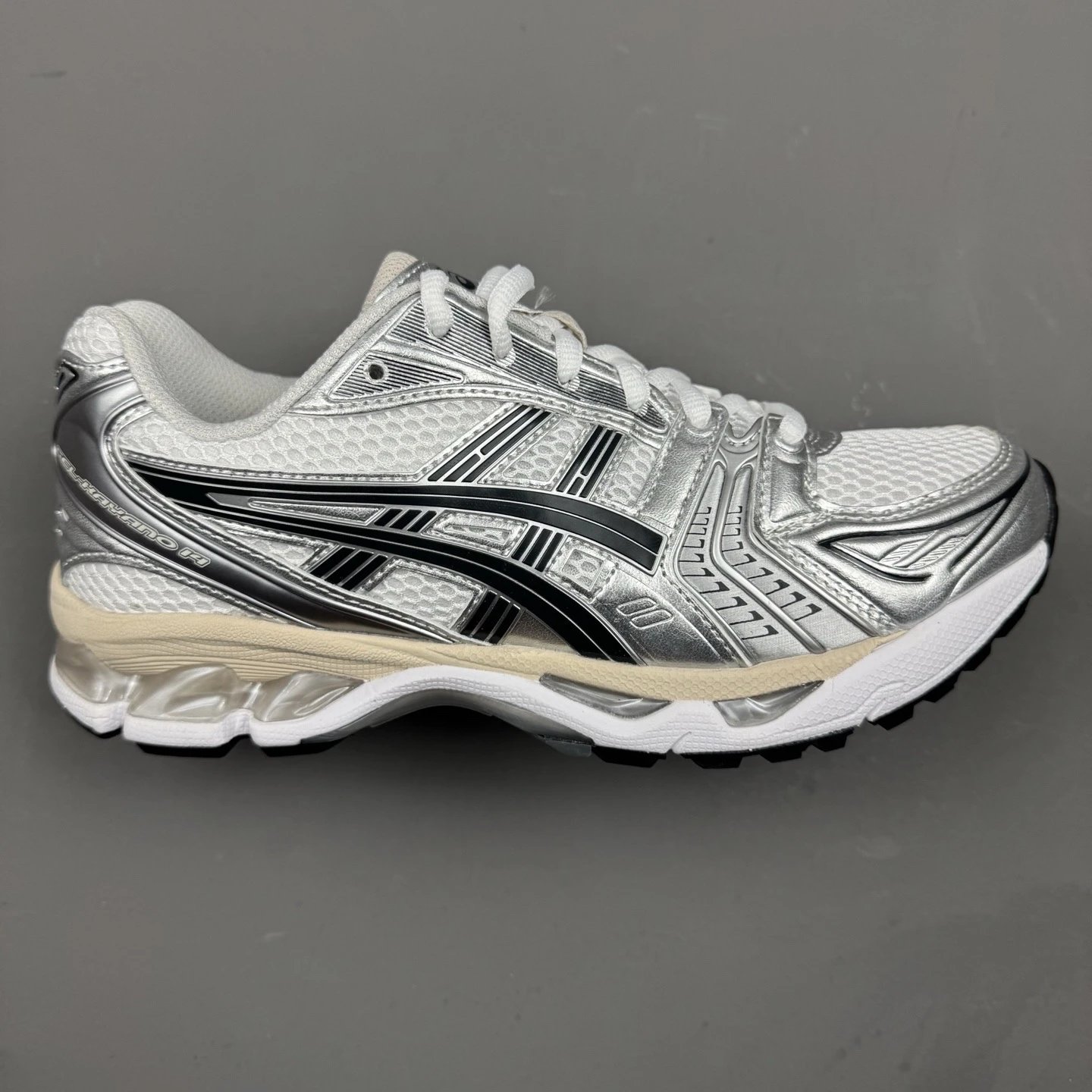 Silver White 1203A537-110