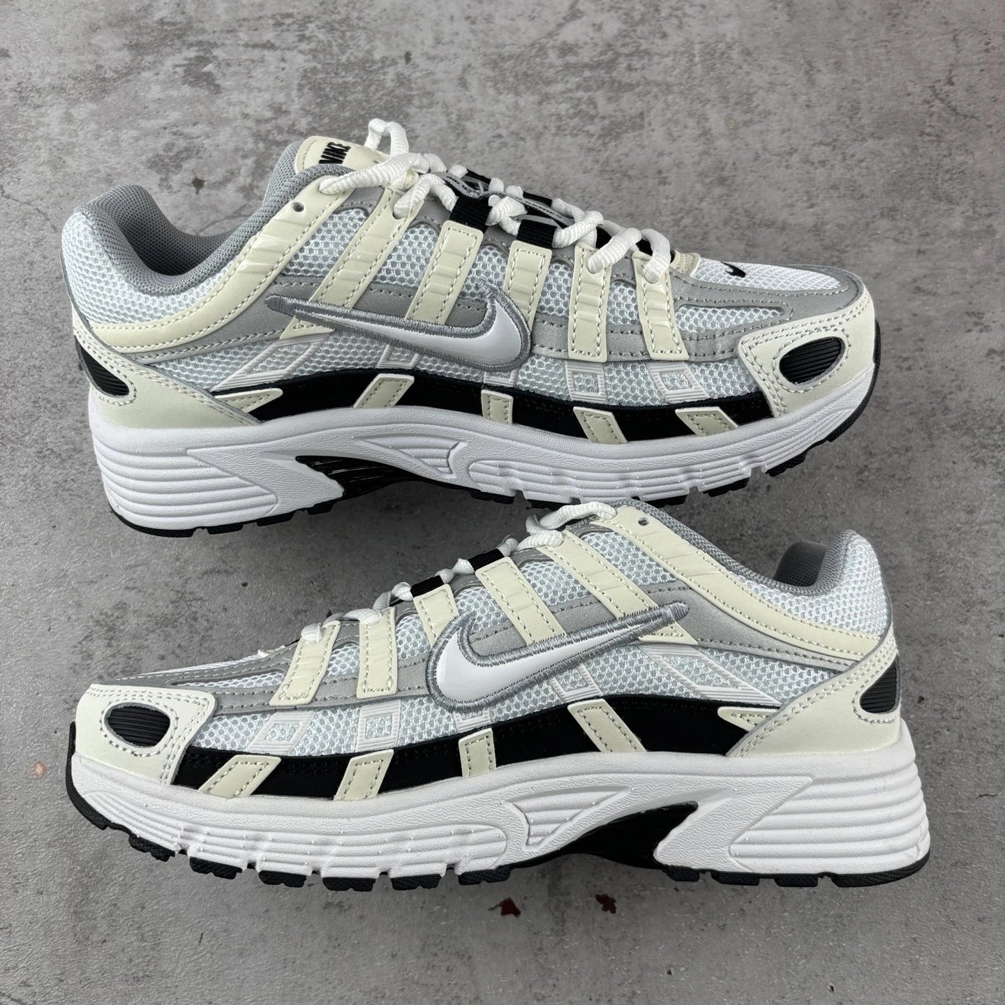 Gray white CD6404-101