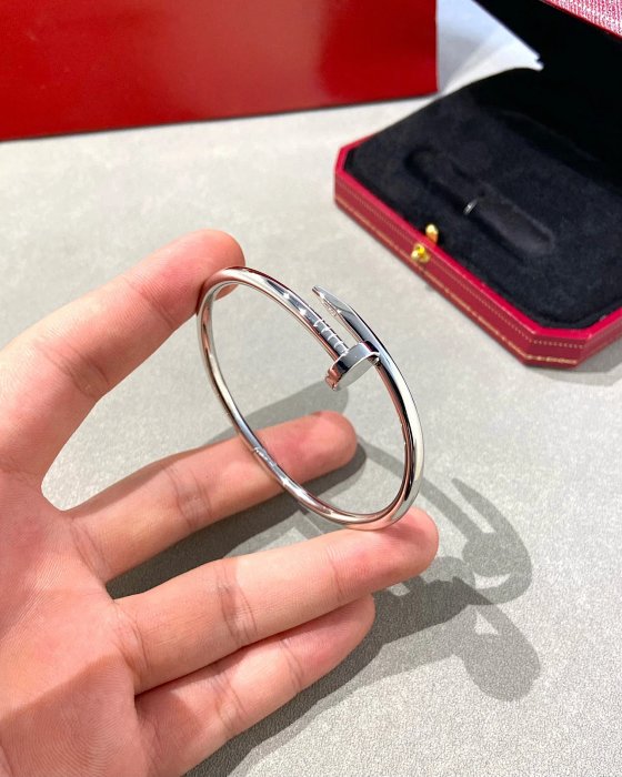 High end Bracelet