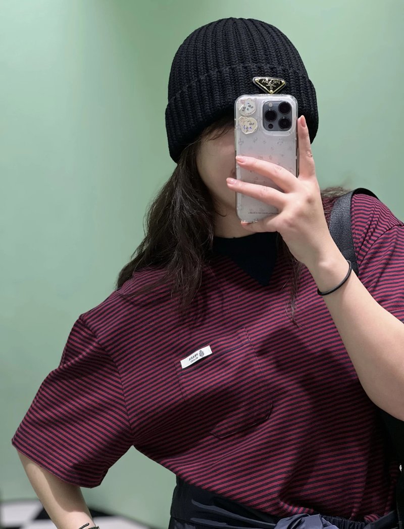 Tee from Yin Kuang's Shop