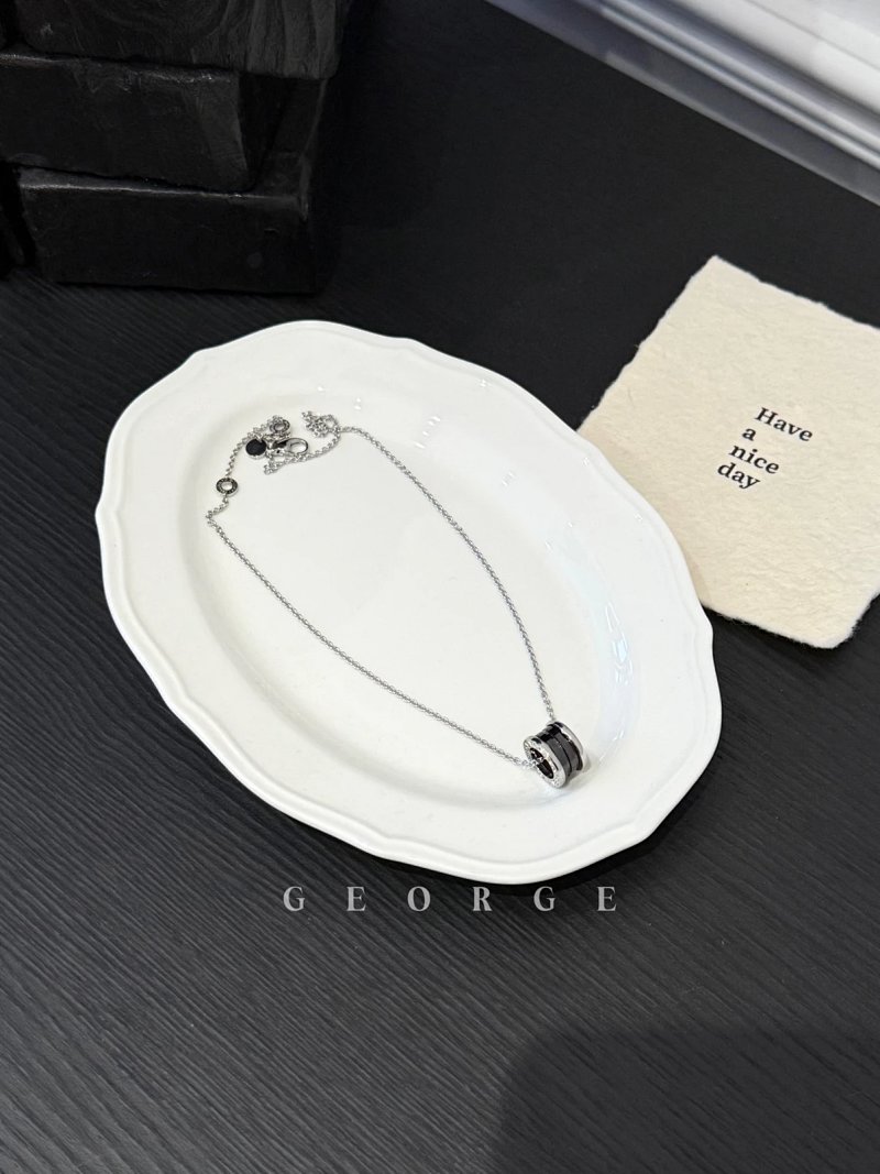 Necklace from Happy Sheep